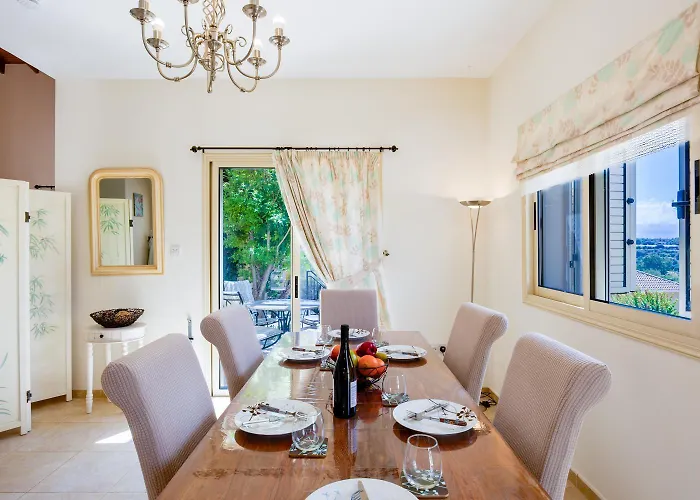 ヴィラ Lone アルガカ