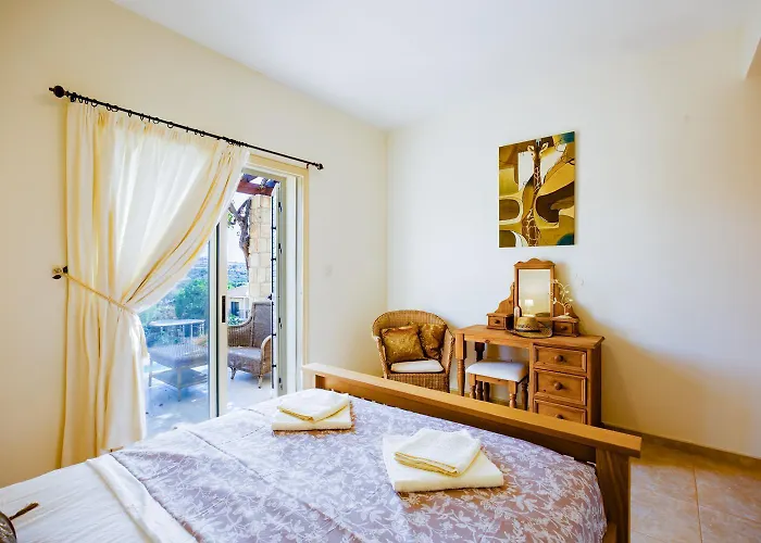 ヴィラ Lone アルガカ